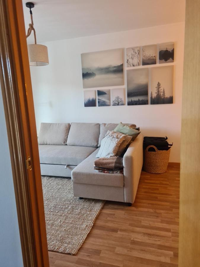 Tuhogarencerler Taquilla Parking En Pistas Appartement Buitenkant foto