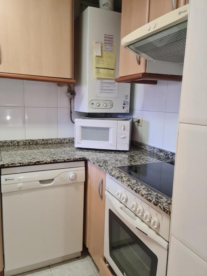 Tuhogarencerler Taquilla Parking En Pistas Appartement Buitenkant foto