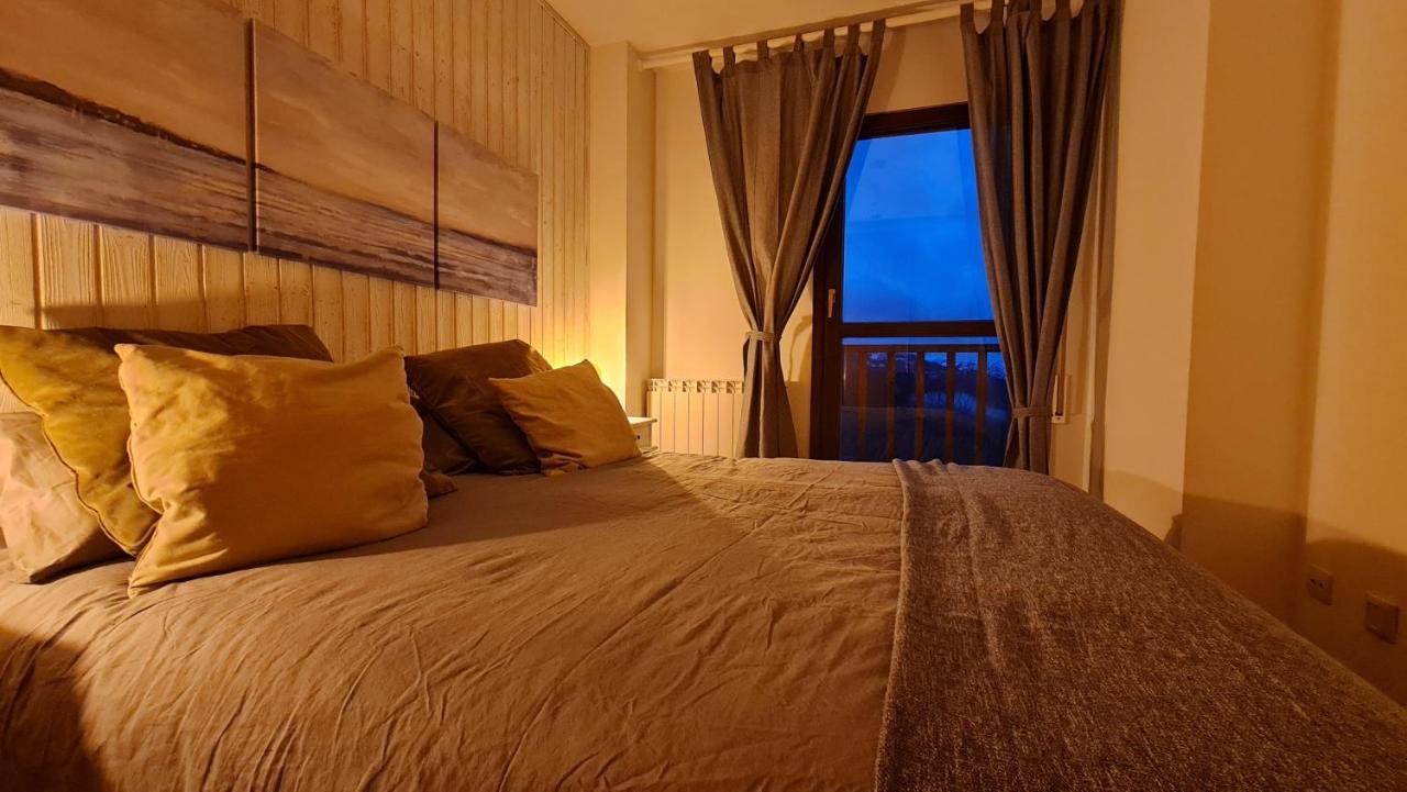 Tuhogarencerler Taquilla Parking En Pistas Appartement Buitenkant foto